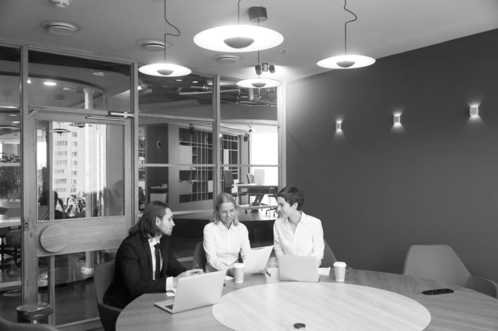 Espace de travail moderne pour la gestion budgétaire